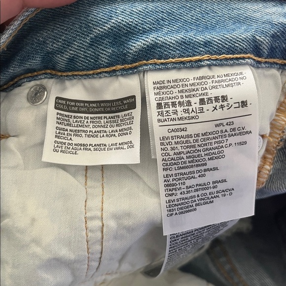 Levi Jean shorts - Picture 9 of 10